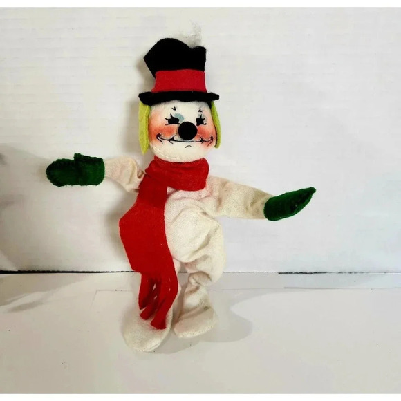 Annalee Other - Vintage Annalee Sitting Snowman Figure Mittens Scarf Cute Vintage 1970s